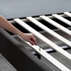 Amelia Upholstered Triple Lined Platform Bed - Brookside Home 10 Amelia Upholstered Triple Lined Platform Bed - Brookside Home -Famous Furniture Store GUEST 2b2f626e 905b 4bc3 ad0f 26a6dd2aaf4a